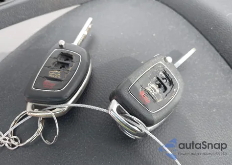 2016 Hyundai Santa Fe Sport 2.4L из США, поврежденный, VIN 5XYZT3LB8GG370324